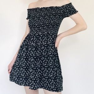 Brandy Melville Dress